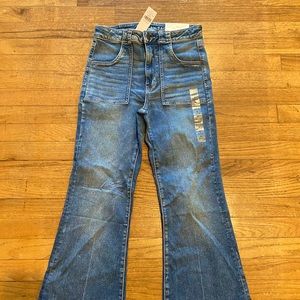 American eagle Super high rise flare jeans size 6 regular